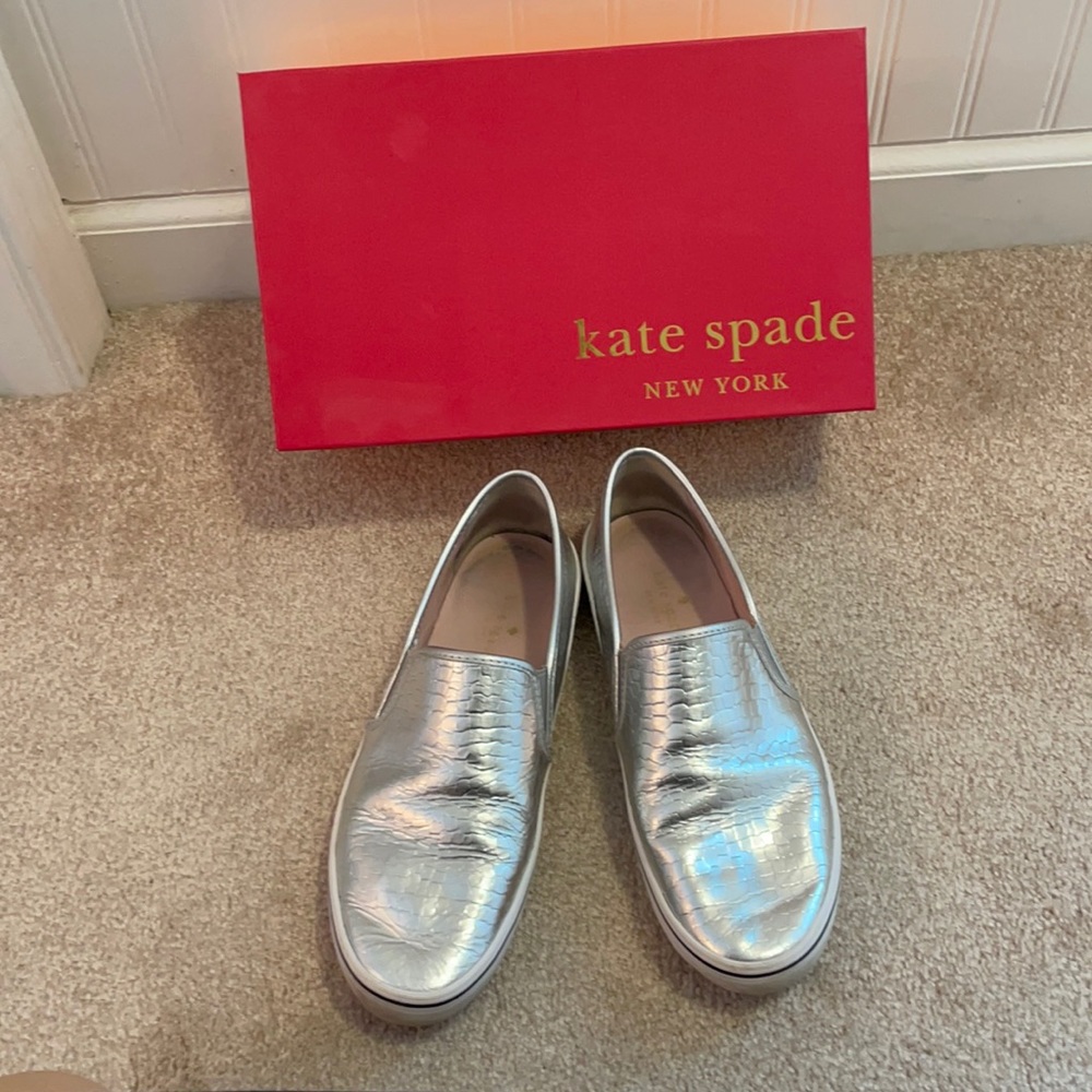 Kate Spade Silver Metallic Loafers Size 9M